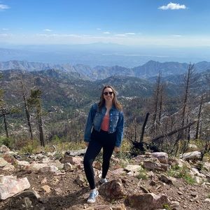 Meet your Posher, Anna!